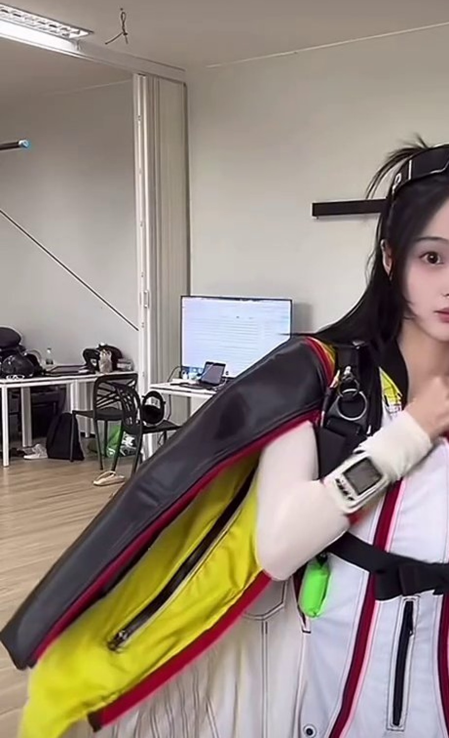 翼装